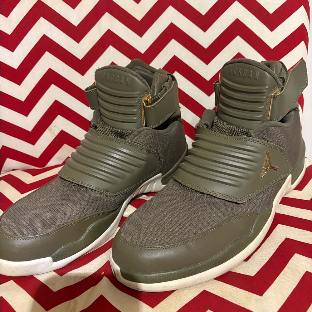 Jordan Men's Olive Strap Sneakers